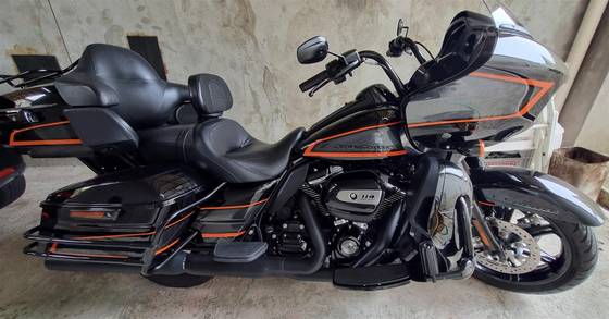 HARLEY-DAVIDSON ROAD GLIDE LIMITED 